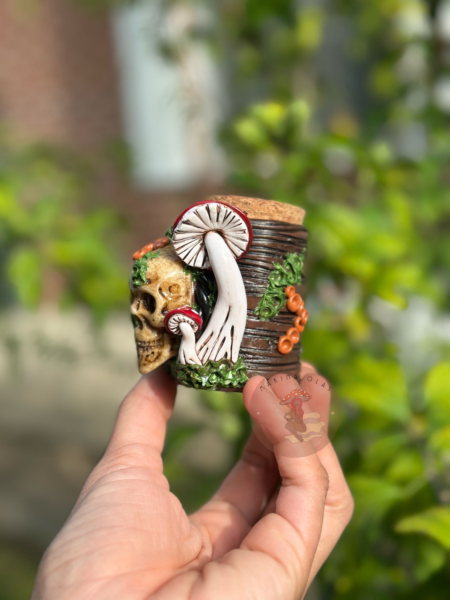 Jar | Skull with Red Mushrooms