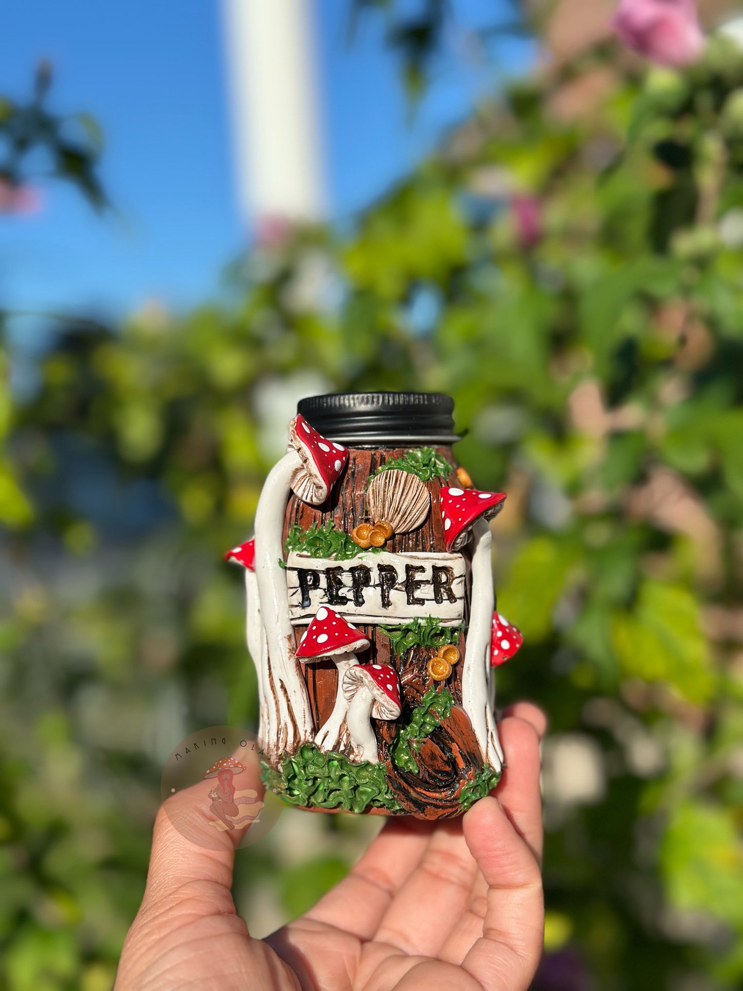 Salt + Pepper Shaker | Red Mushrooms