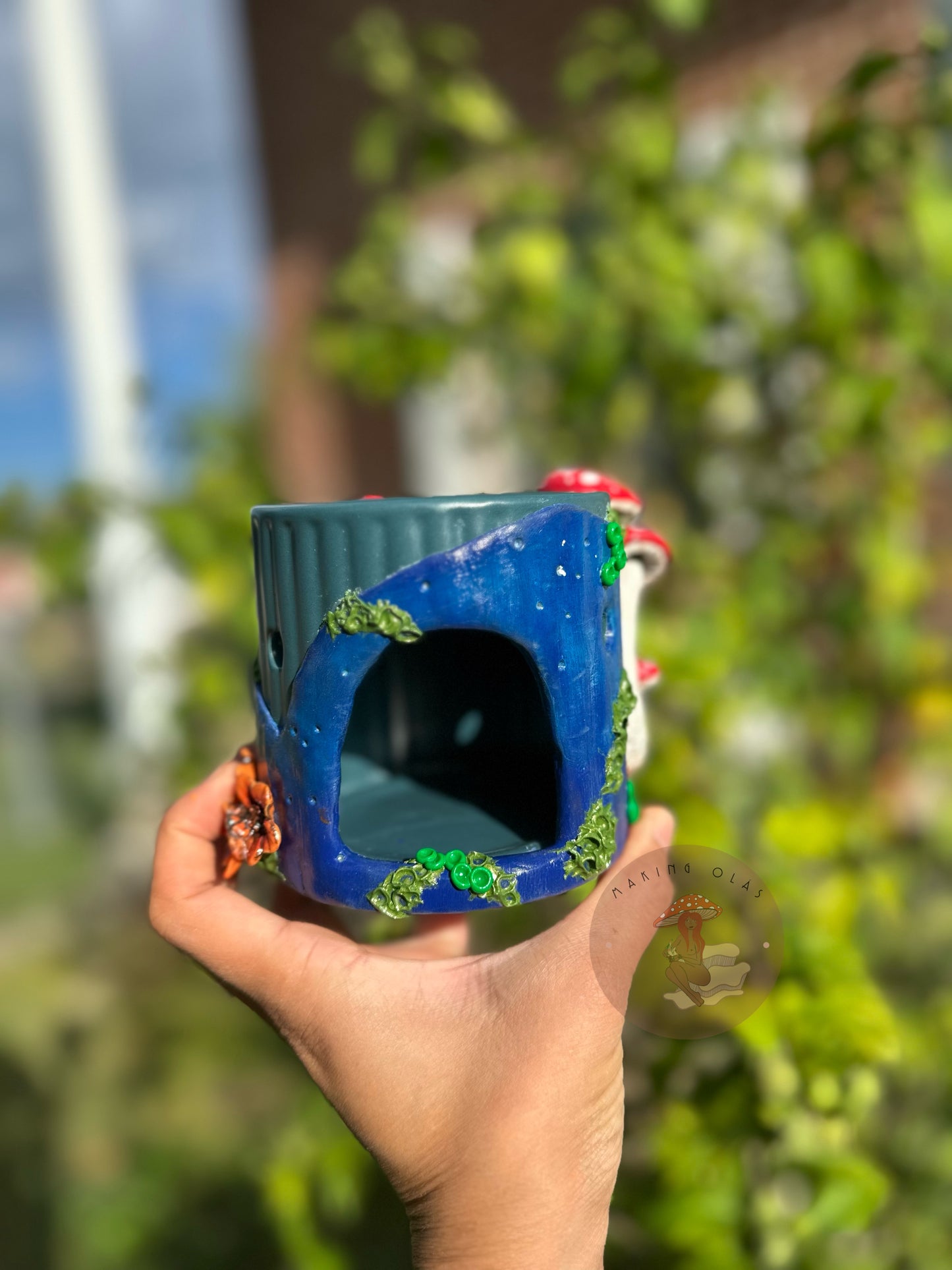 Wax Warmer | Little House with Mushrooms and Glowy night sky
