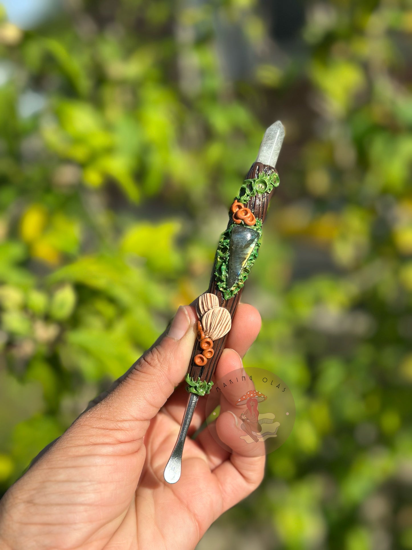 Wax Spoon | Labradorite point with Teardrop Labradorite Cab