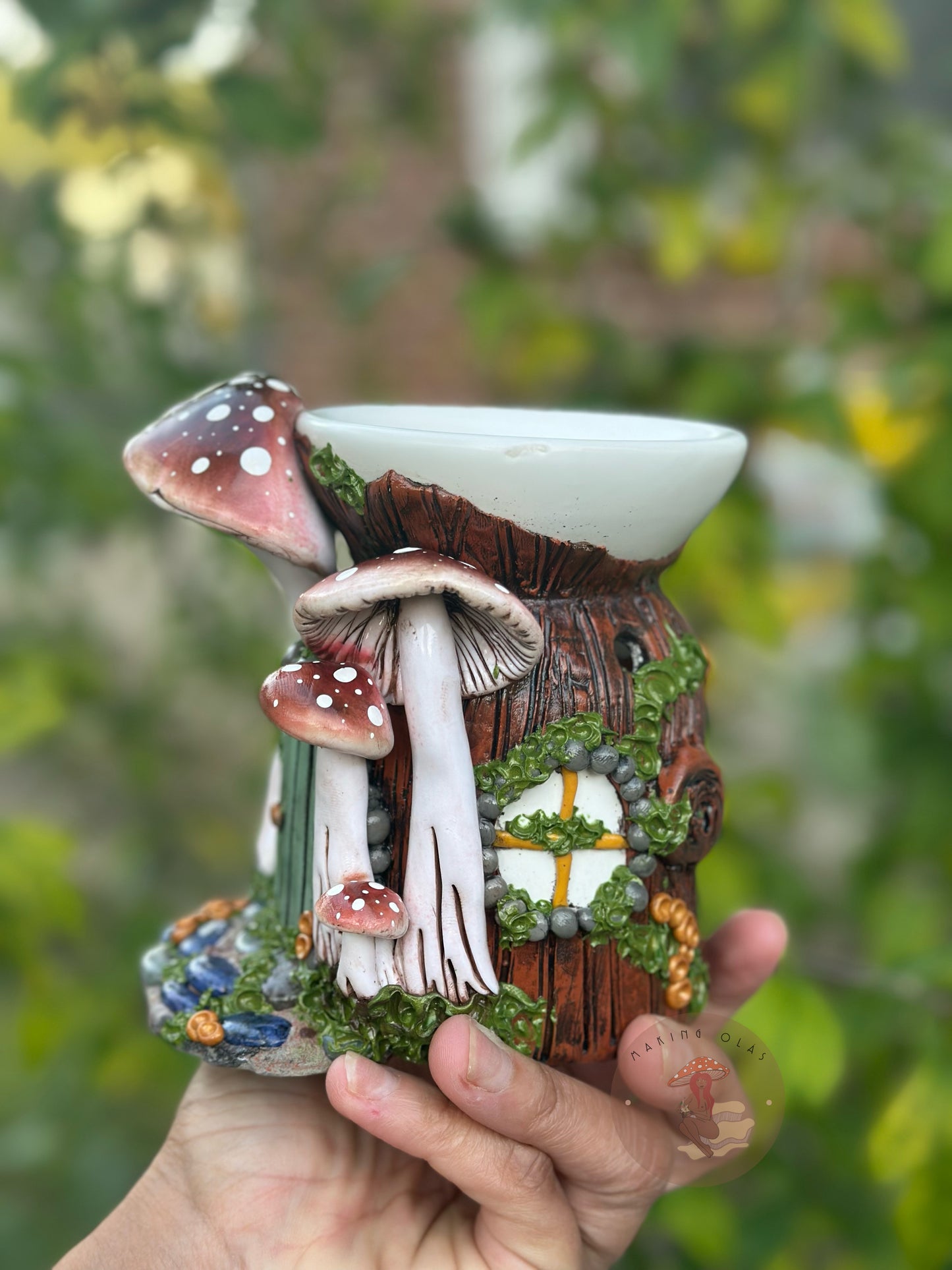 Wax Warmer | Little House with Brown Mushrooms