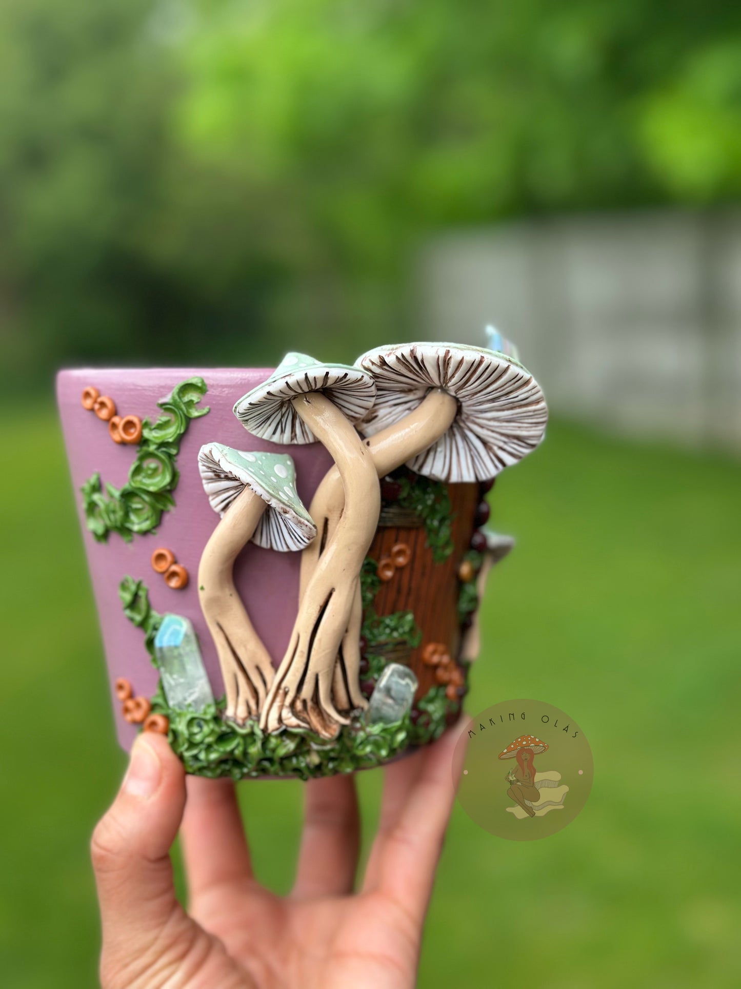 Plant Pot | 4” Tall Sage Mushrooms with Quartz