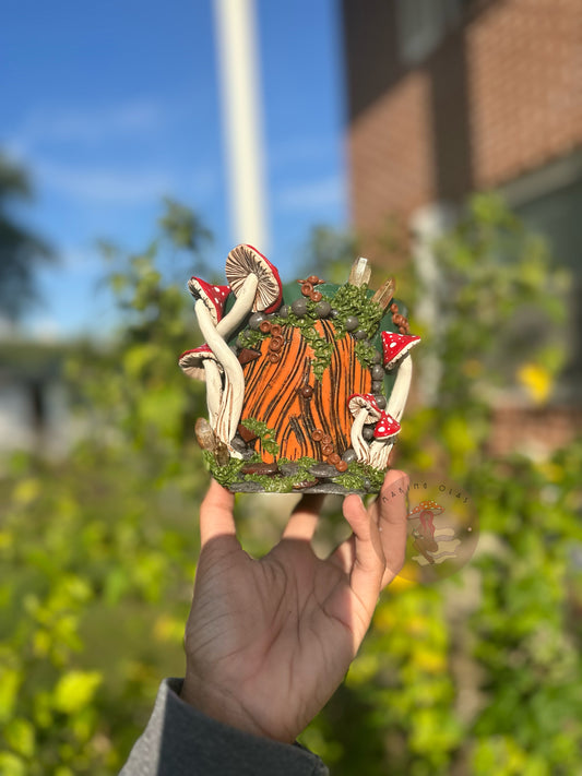 Plant Pot | 4” tall Fairy House with Red Mushies + Quartz