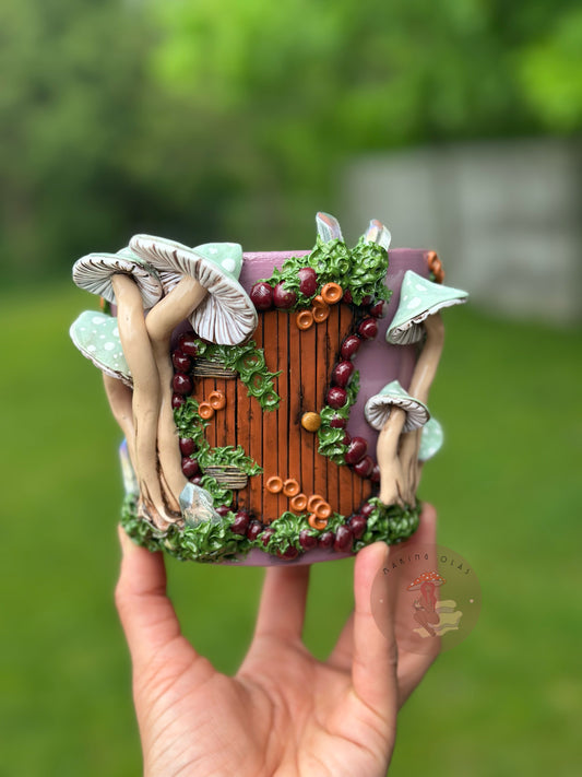 Plant Pot | 4” Tall Sage Mushrooms with Quartz