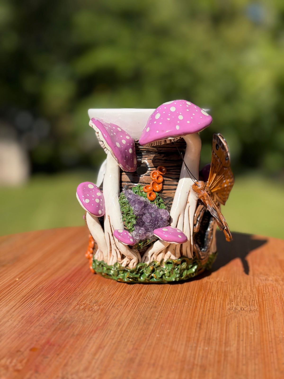 Wax Warmer | Butterfly with Mauve Mushrooms + Amethyst