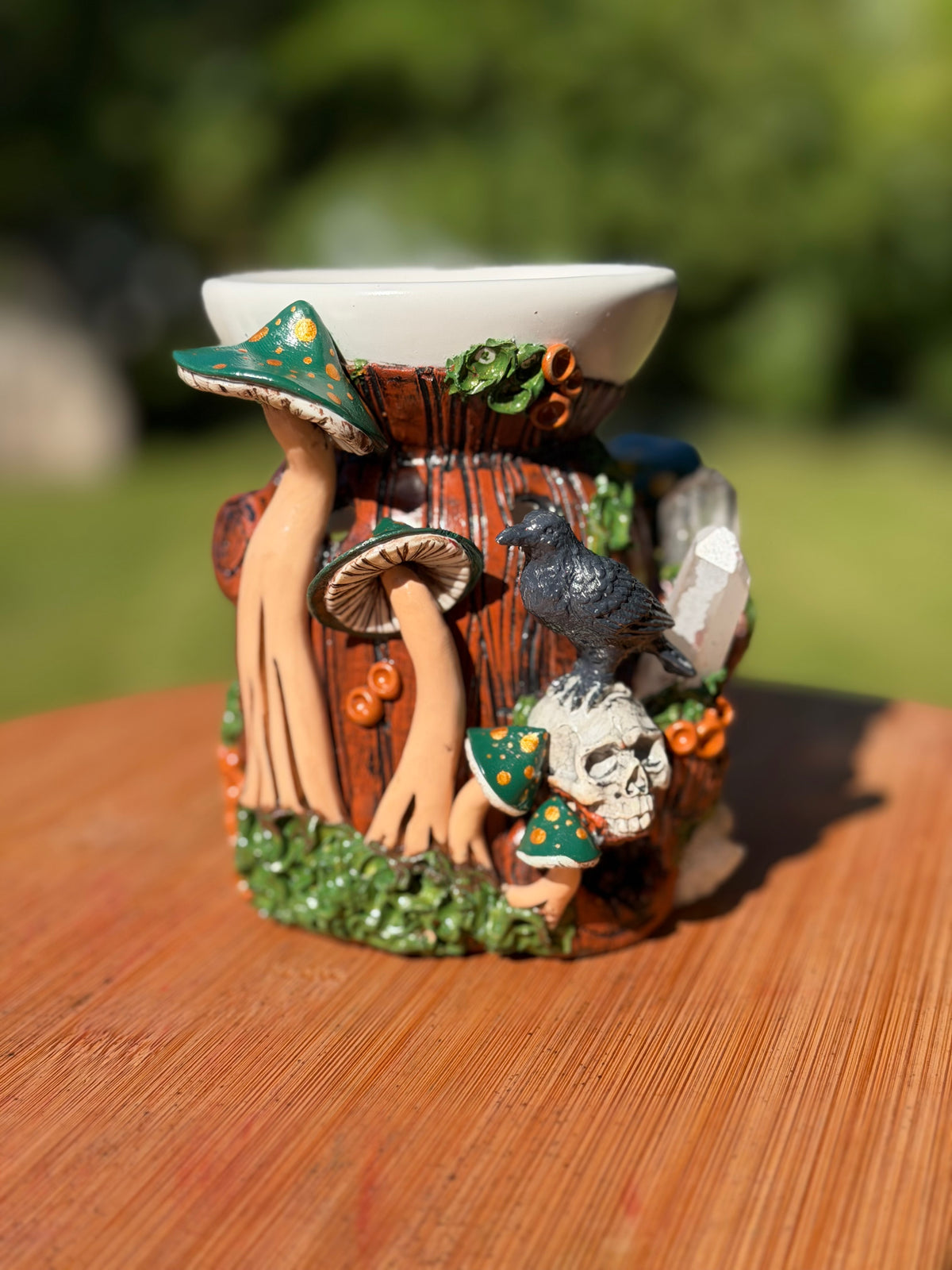 Wax Warmer | A Raven with Green Mushrooms + Quartz