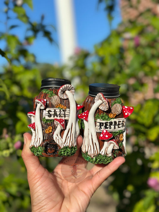 Salt + Pepper Shaker | Red Mushrooms
