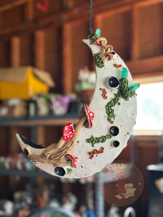 PREORDER| Hanging Moon Planter with Red Mushrooms + Quartz