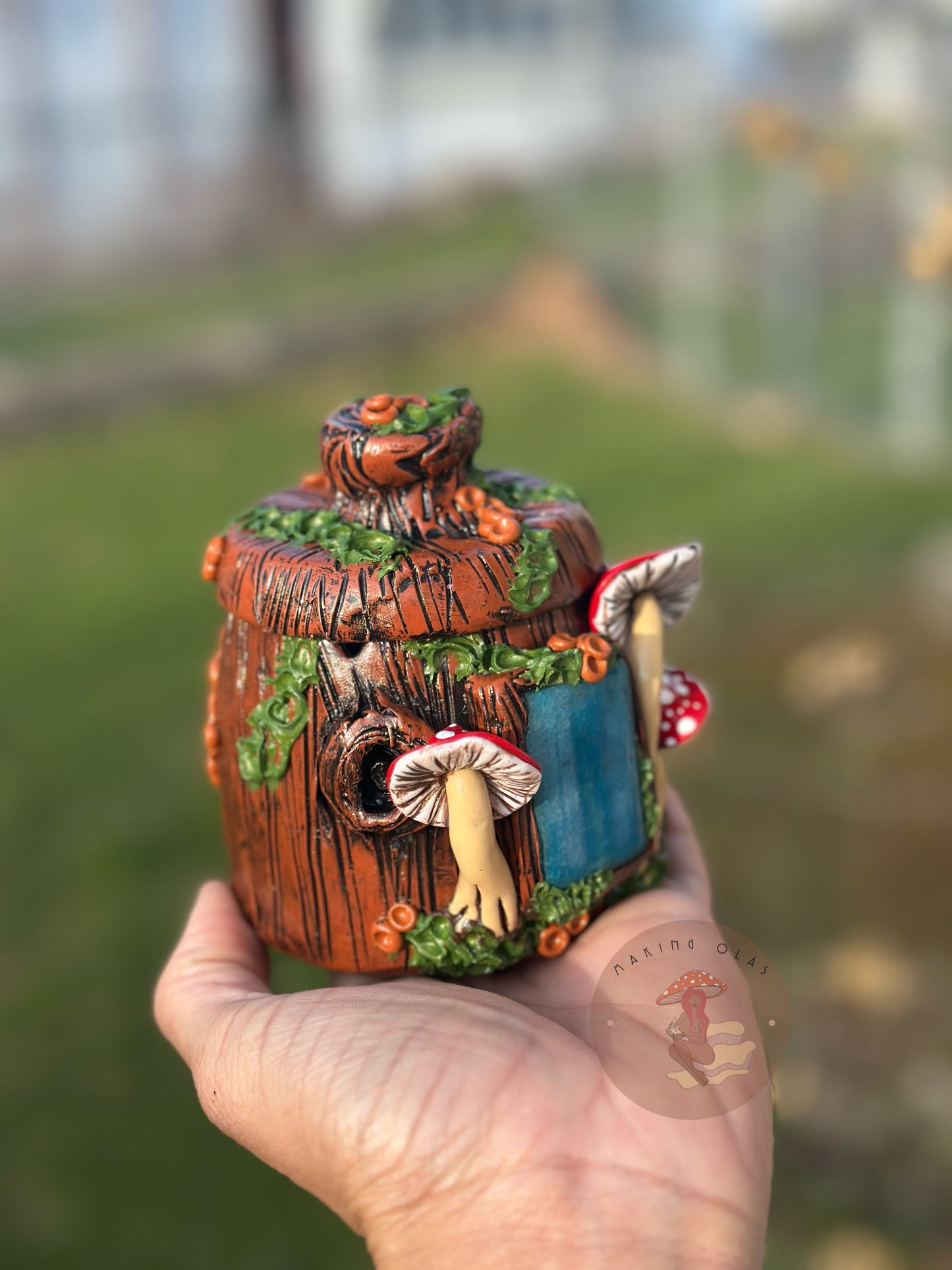 Ashtray | Red Mushrooms + Ocean Agate