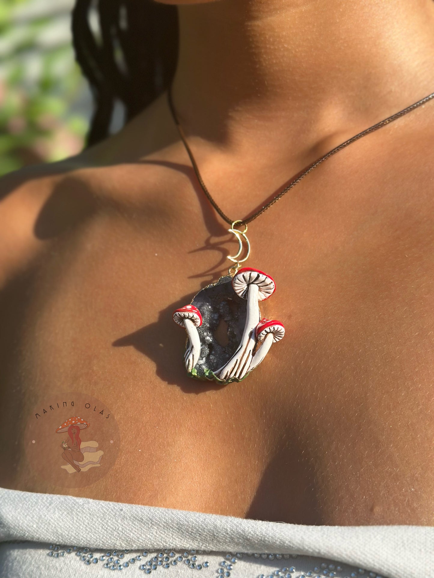 Necklace | Gray Quartz Cluster with Red Mushrooms