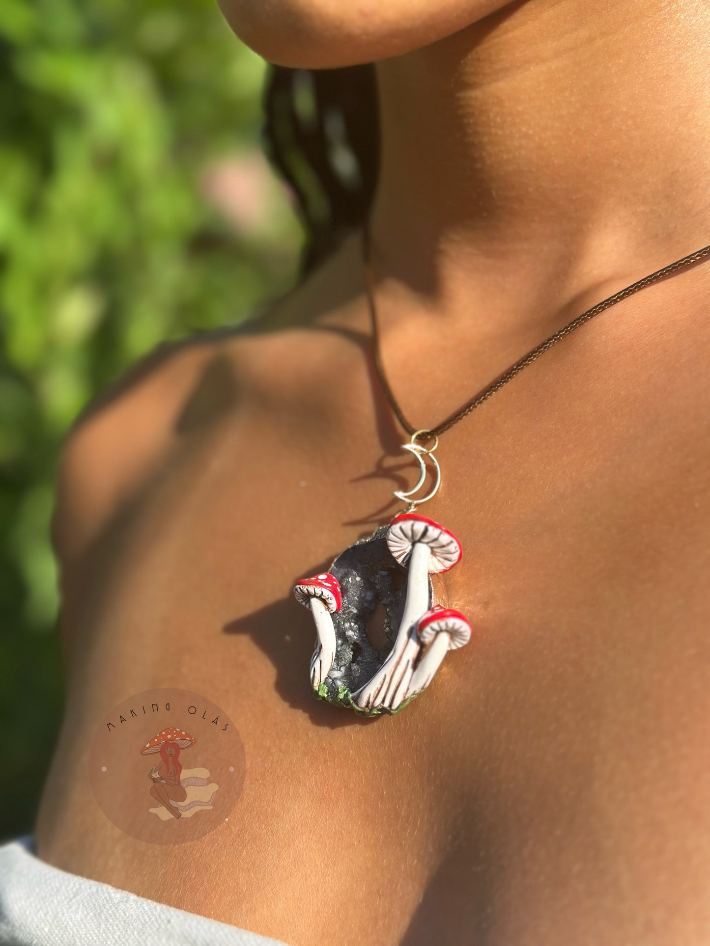 Necklace | Gray Quartz Cluster with Red Mushrooms